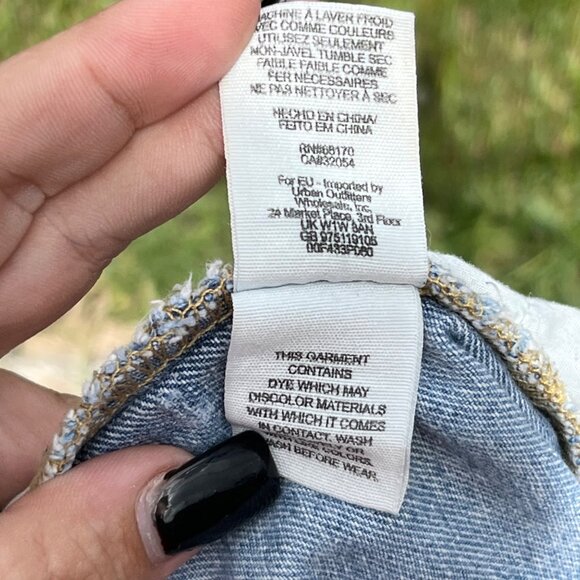 Free People Crochet Lace Trim Denim Jean Shorts Size 25 - Picture 6 of 9